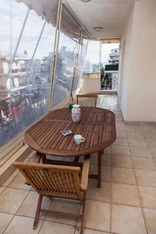 Sunny Apartment Near Metro Station Афіни Екстер'єр фото