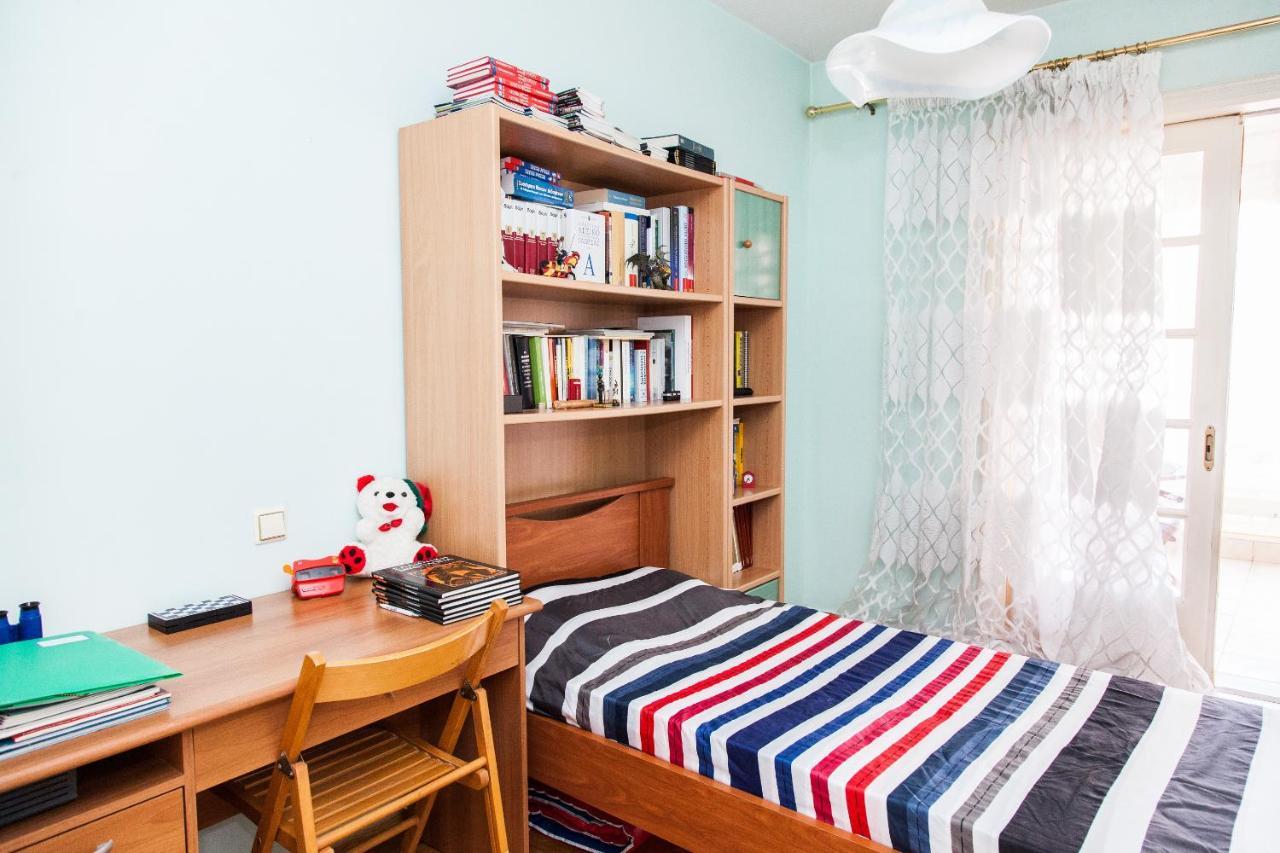 Sunny Apartment Near Metro Station Афіни Екстер'єр фото