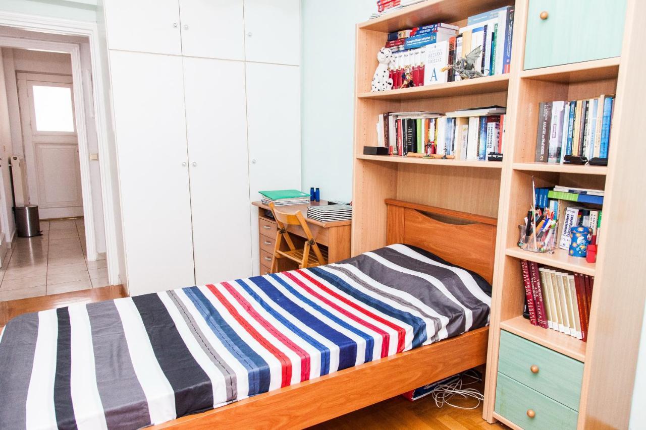 Sunny Apartment Near Metro Station Афіни Екстер'єр фото